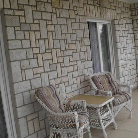 Apartmani S Dvije Spavace Sobe 4 Osobe Selce Eksteriør bilde